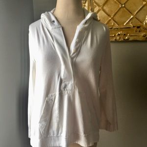White pull over hoodie